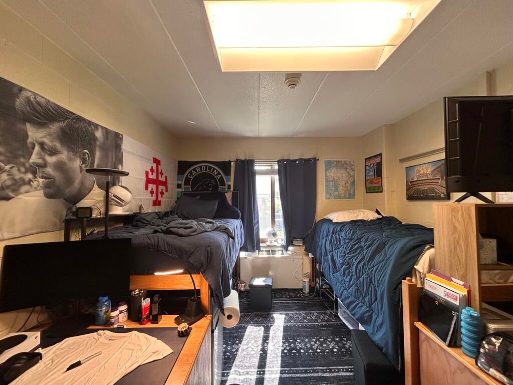 Amhrest Room